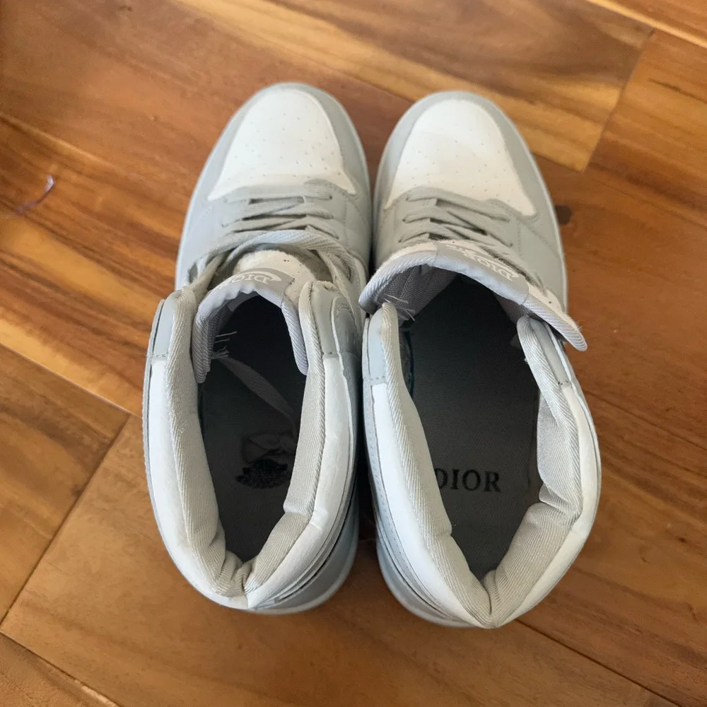 Sneaker Bundle - Picture 5 of 7